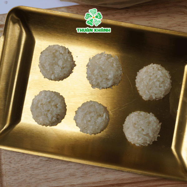 So Sánh Cơm Cháy Chất Lượng Và Phôi Cơm Cháy Thuận Khánh