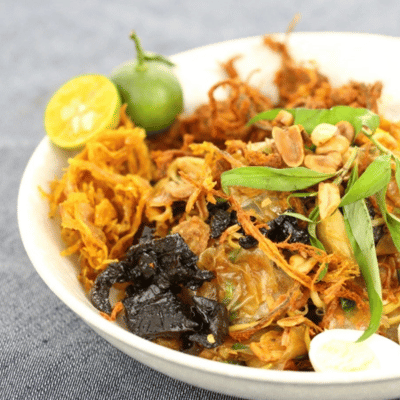 Giới thiệu về bánh tráng trộn- Món ăn vặt “quốc dân”