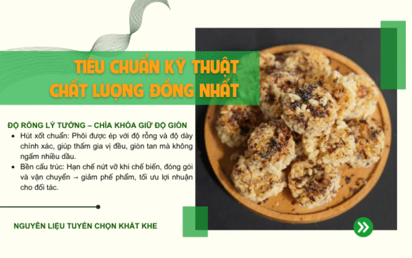 Phôi cơm cháy tròn đã chiên giòn, đảm bảo độ rỗng lý tưởng và chất lượng đồng nhất.