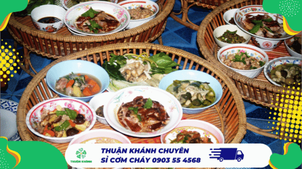 35+ Mâm Cơm Gia Đình Miền Bắc: 1 Tháng Không Lo “Hôm Nay Ăn Gì?” 11 35+ Mâm Cơm Gia Đình Miền Bắc: 1 Tháng Không Lo “Hôm Nay Ăn Gì?”