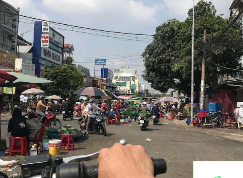 Mua Bánh Kẹo Giá Sỉ Ở Đâu TPHCM 2026? Top Nguồn Hàng Sỉ Đồ Ăn Vặt Uy Tín Nhất
